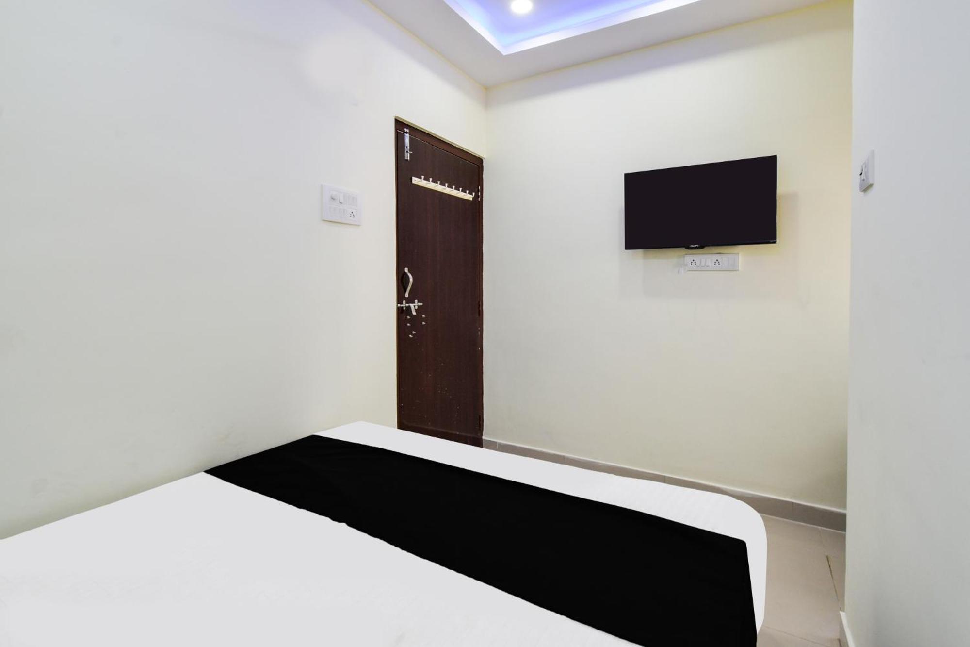 Hotel O Sri Balaji Grand Hyderabad Exterior foto